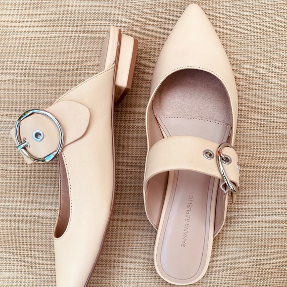 Leather, Banana Republic Belt Strap Flat. Unused, Size 71/2 beige. - Picture 9 of 11